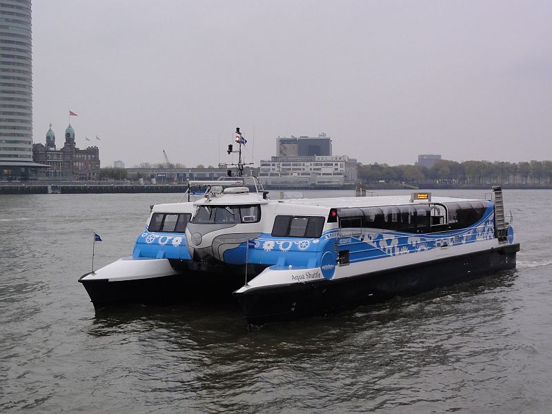 catamaran motorveerpont